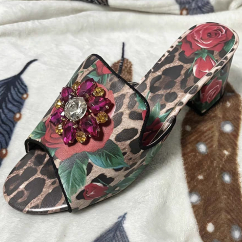Sandali con tacco alto Leopard - Leopard Print Heels recensione e prezzo