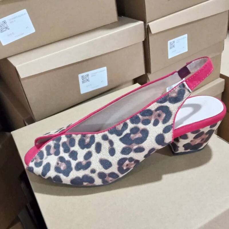 Sandali da Donna con Stampa Le - Leopard Print Heels recensione e prezzo
