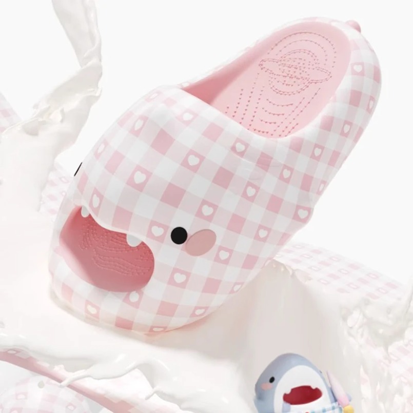 Ciabatte Shark da uomo e donna - Women'S Shoes Cloud recensione e prezzo